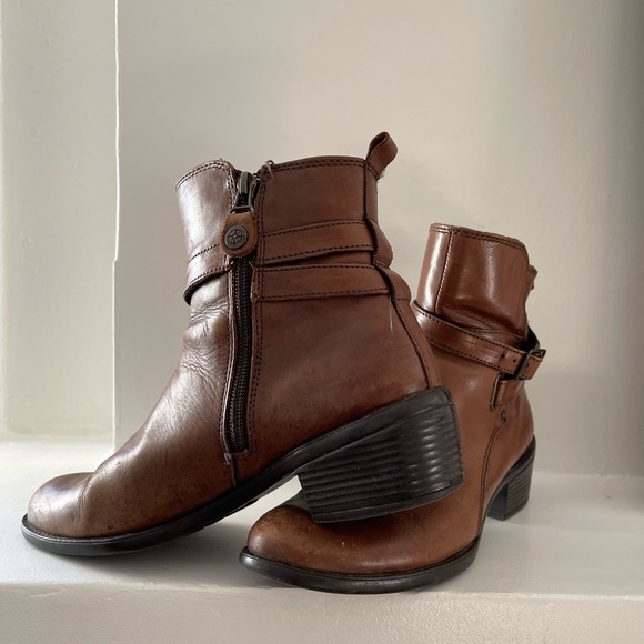 Great leather boots! - Picture 2 of 3